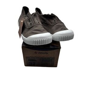 Victoria Slip On Sneakers‎ Kids Taupe NWT Size 32 US 1 Model 06627